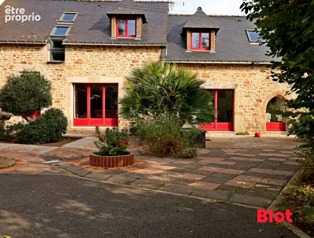 Maison 7 pièces 257 m² à vendre à Guidel (56520) - photo 1