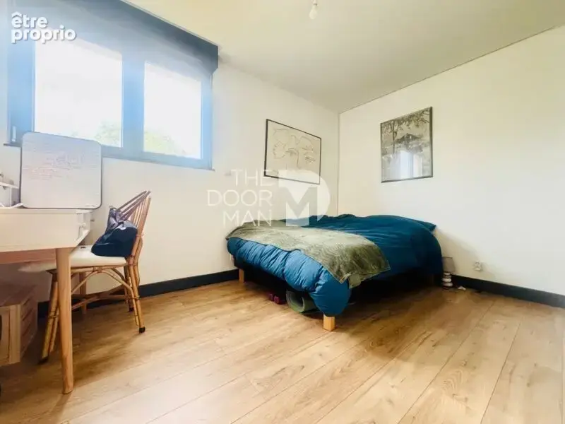 Maison 53000 - photo 12