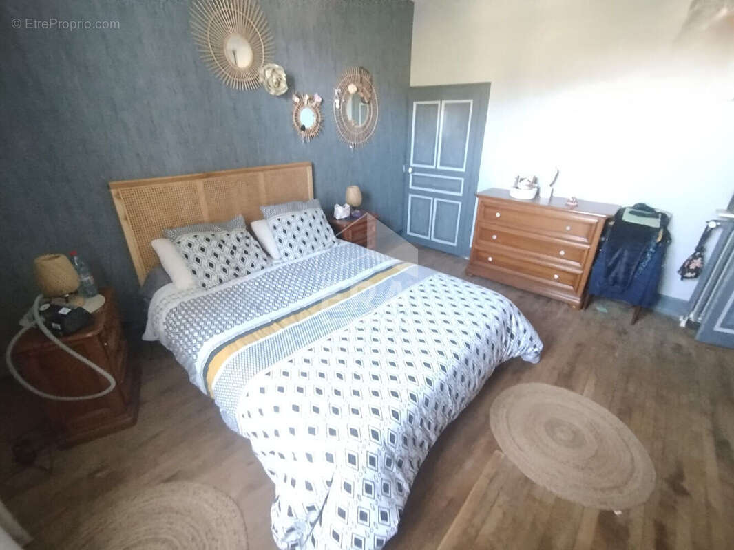 Maison à SAINT-LOUP-SUR-SEMOUSE