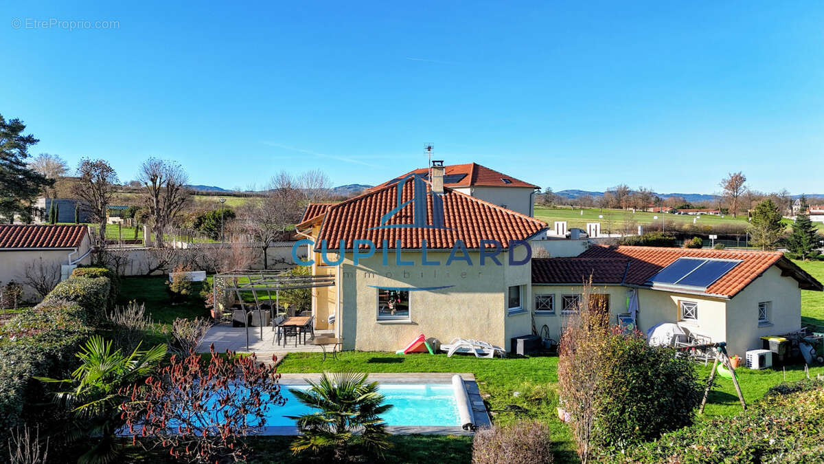 Maison à VILLEREST