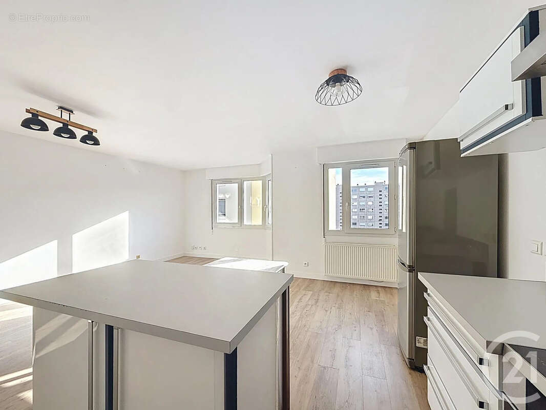 Appartement à LYON-7E