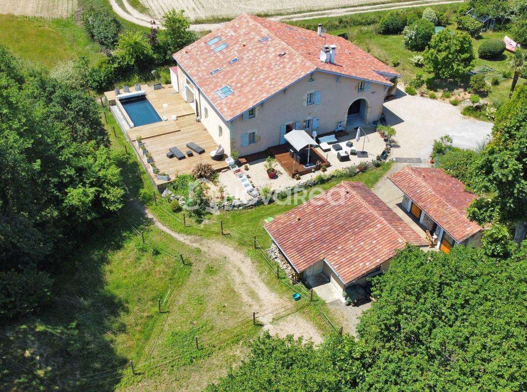 Maison à SAINT-MARTIN-DE-SEIGNANX