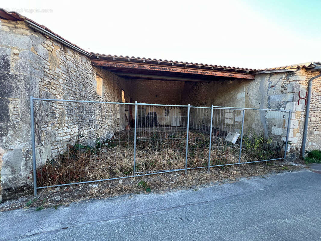 Grange à rénover - photo 2