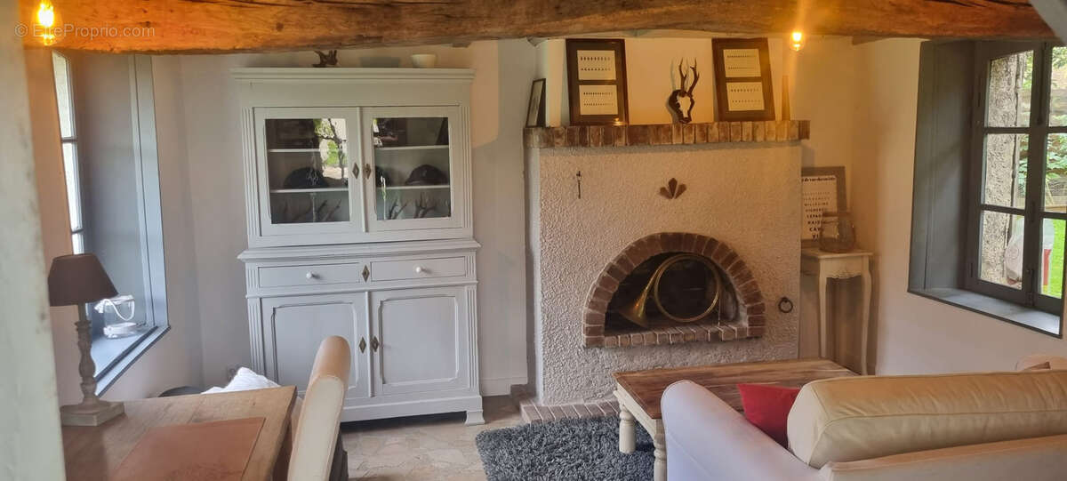 Maison à HOUDAN