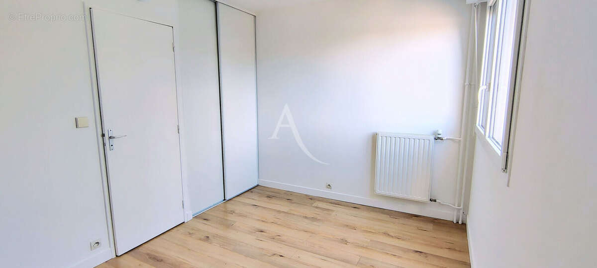 Bel appartement 4 pièces Résidence Le Jardin des Lys Les Ulis - photo 10