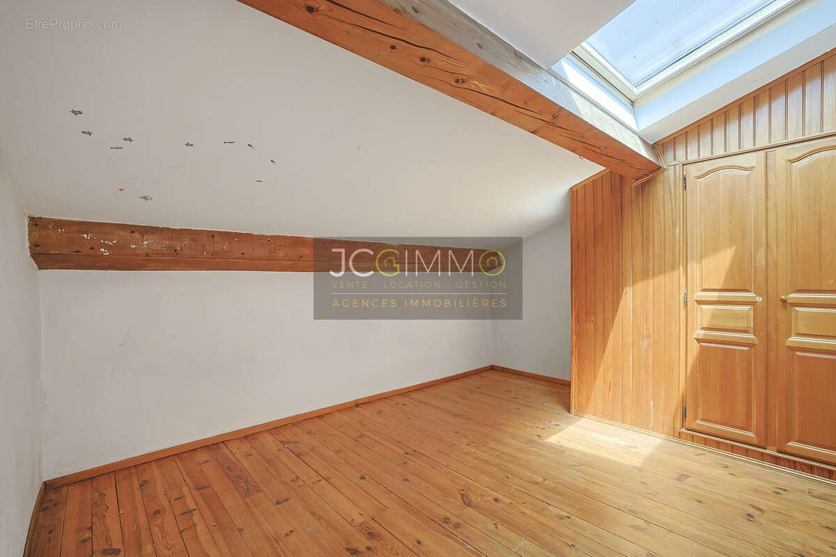 Maison de village 130m2 (T4 + Garage) - photo 15