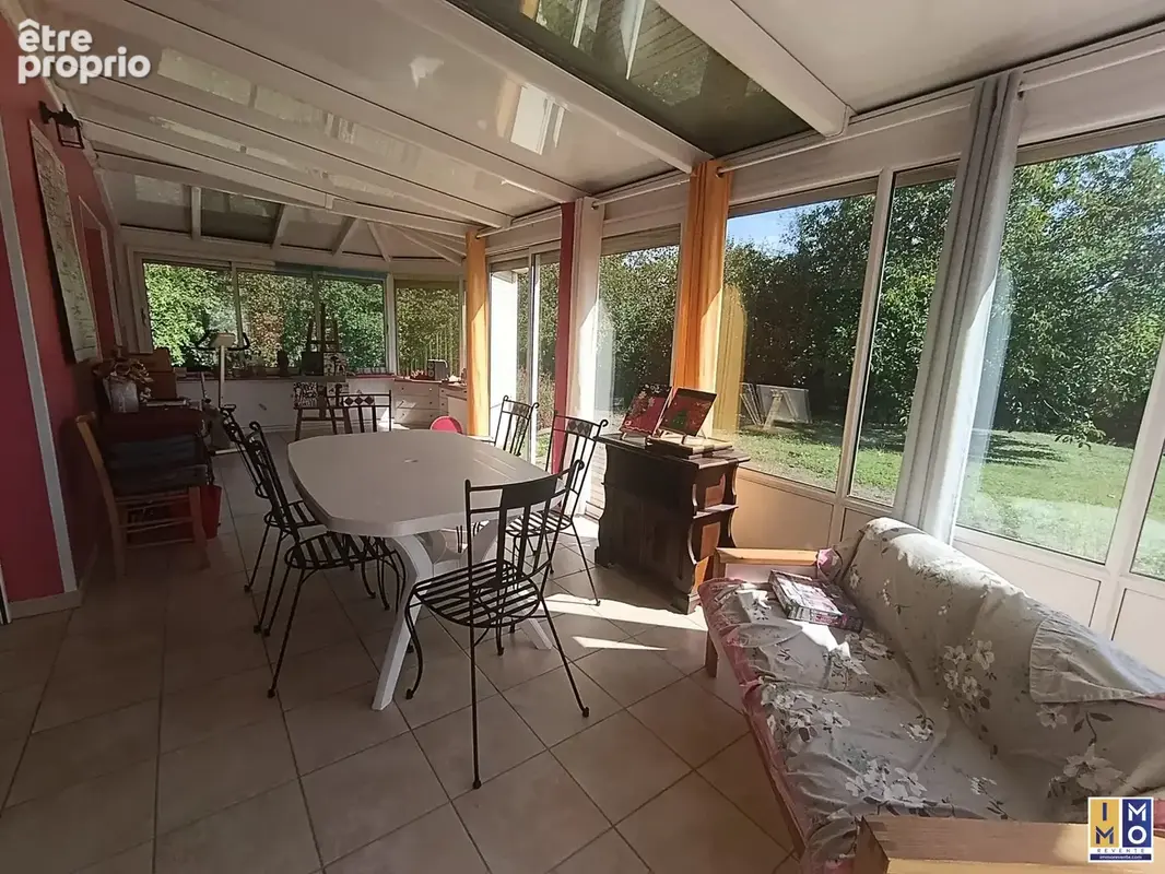 Maison 5 pièces 160 m² à vendre à Baugy (18800) - photo 2