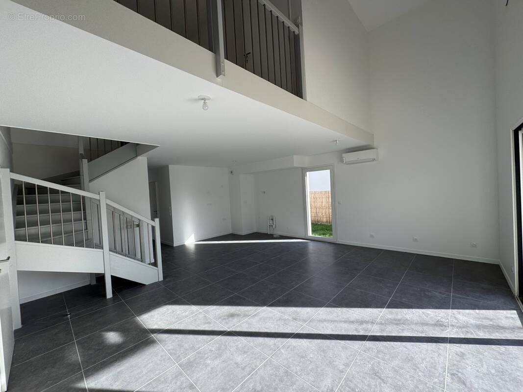Maison à ARTIGUES-PRES-BORDEAUX