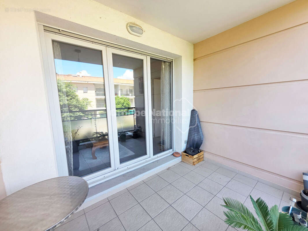 Appartement à SAINT-CHAMAS