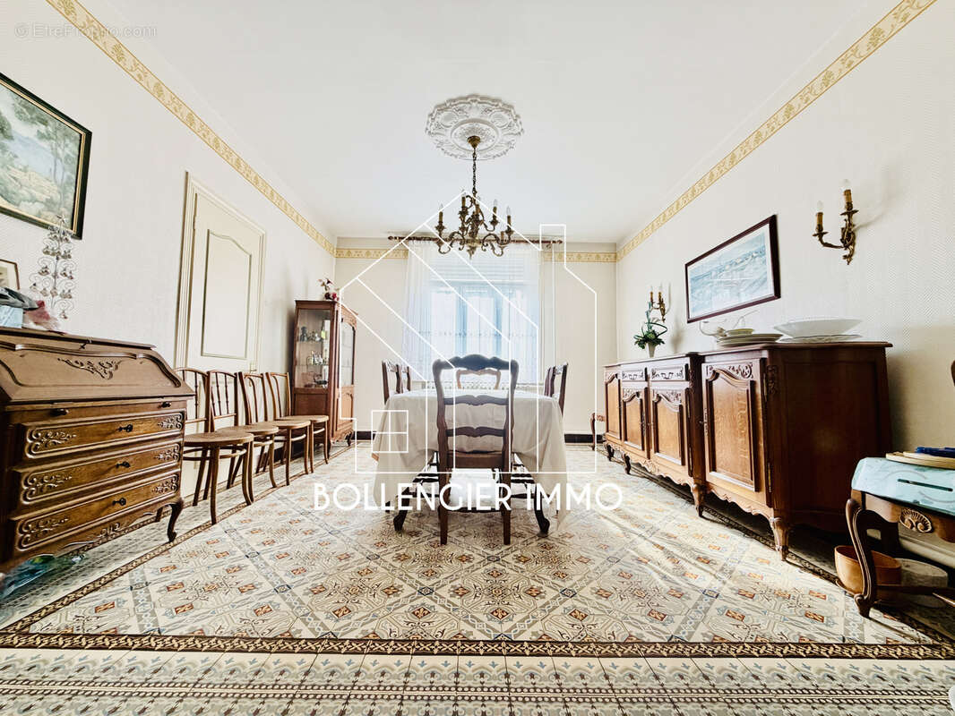 Maison à ISBERGUES