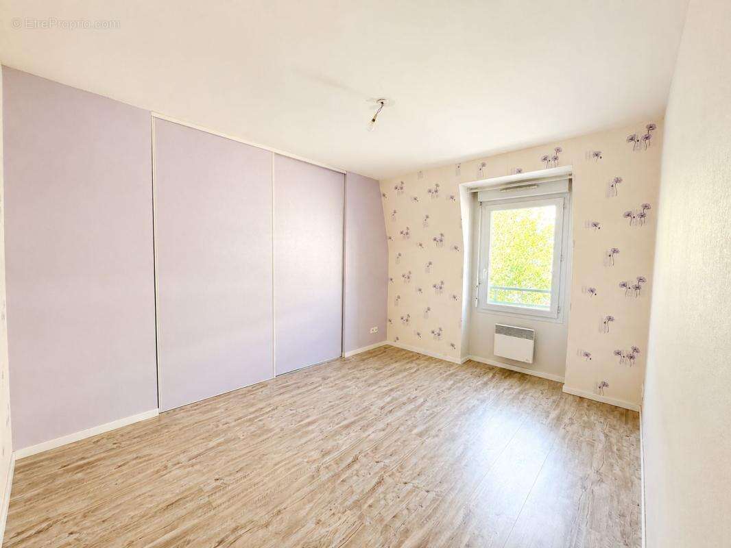 EXCLUSIVITÉ ORPI Compiègne - L'Équilibre parfait : espace, calme et proximité de l'hyper-centre ! - photo 3
