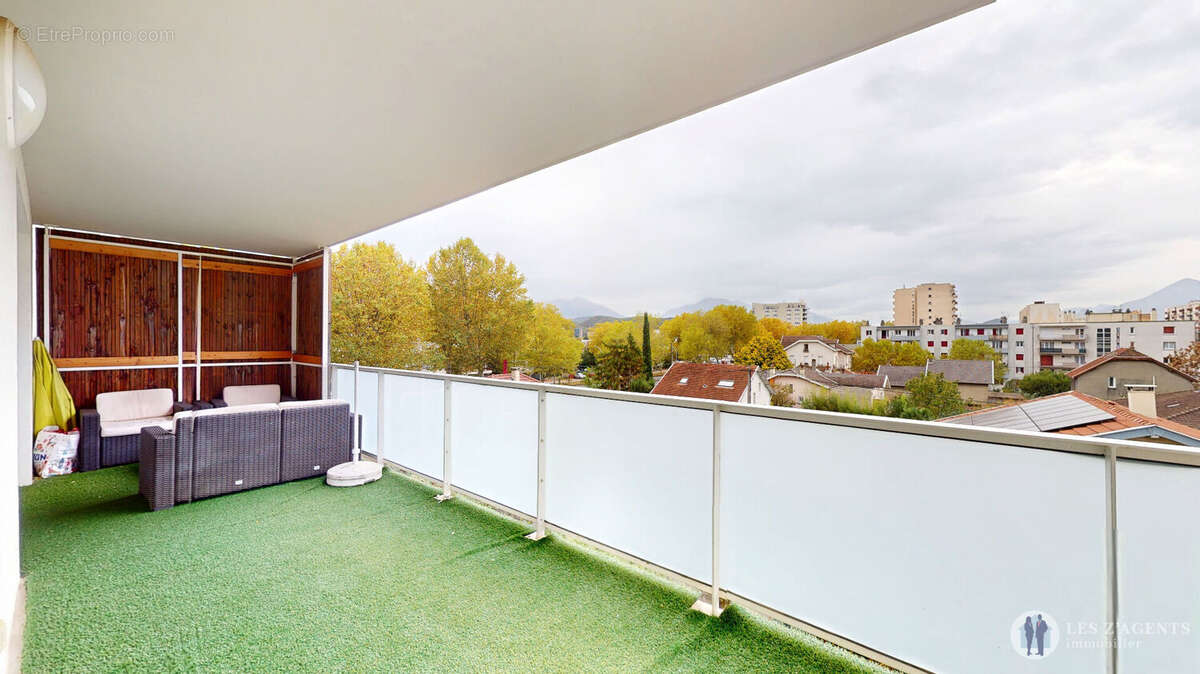 Appartement à ECHIROLLES