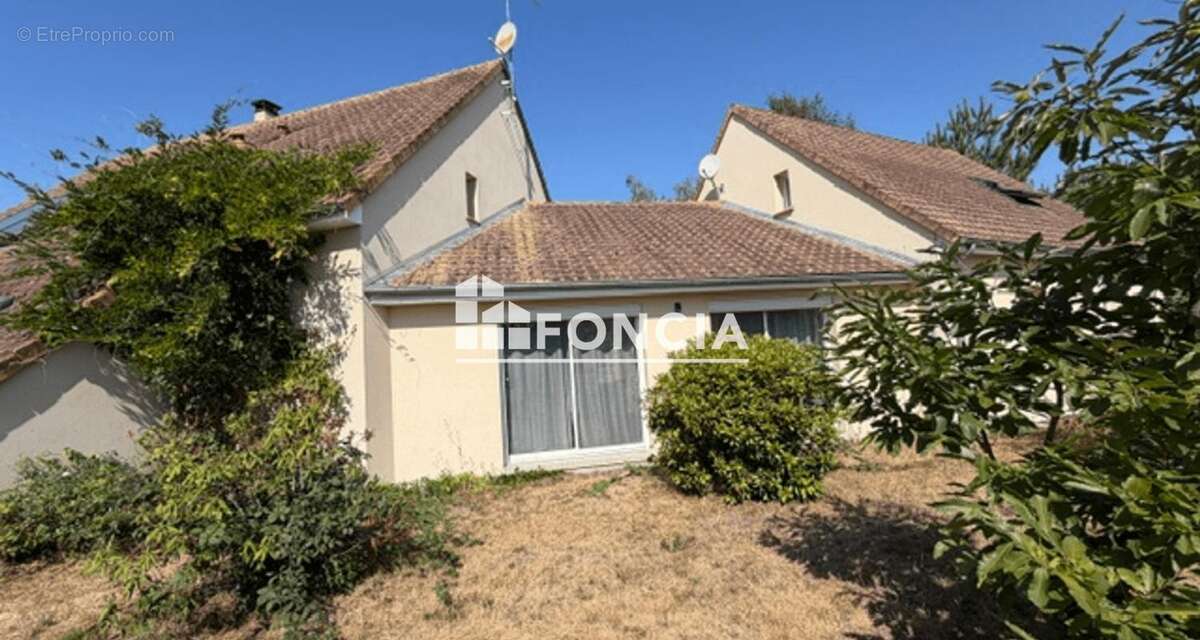 Propriété de charme au cœur d’un parc boisé d'environ 4 000 m² - photo 14