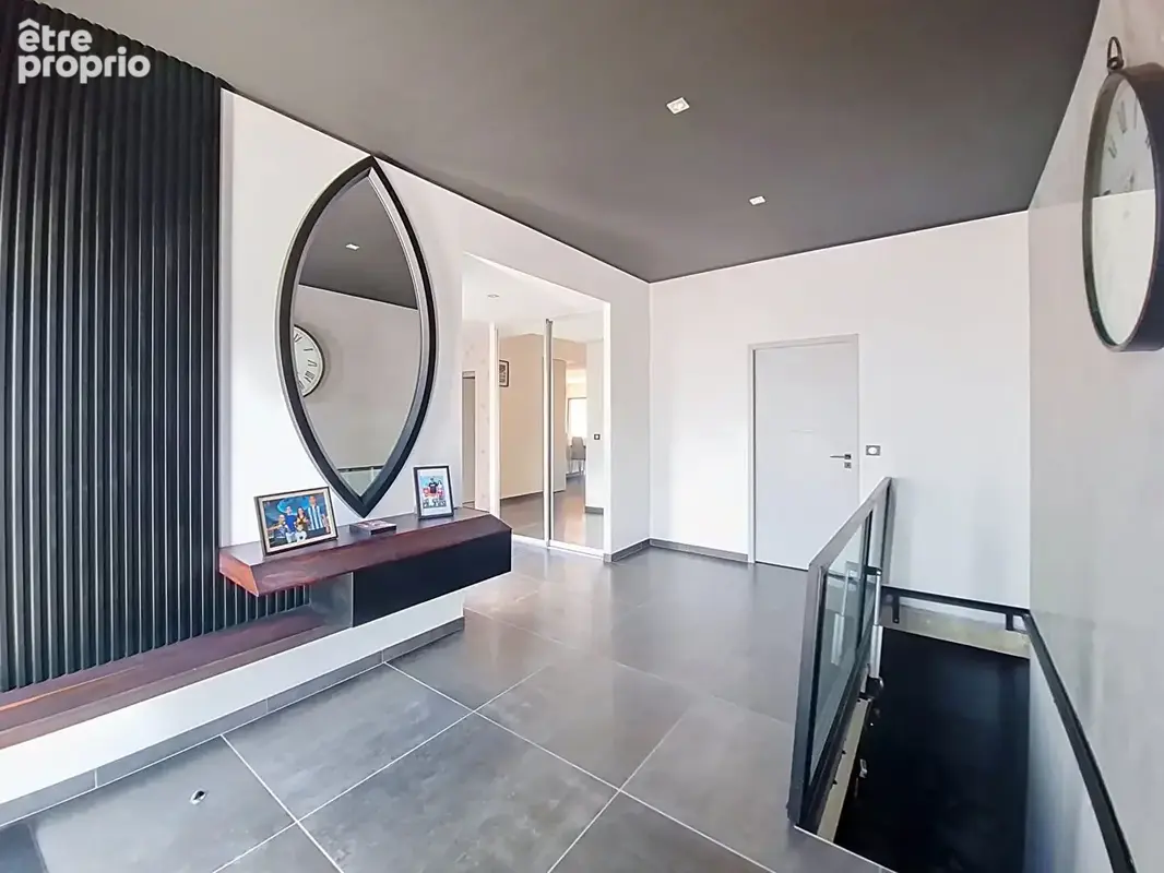 Maison contemporaine de standing avec piscine et grand garage - photo 6