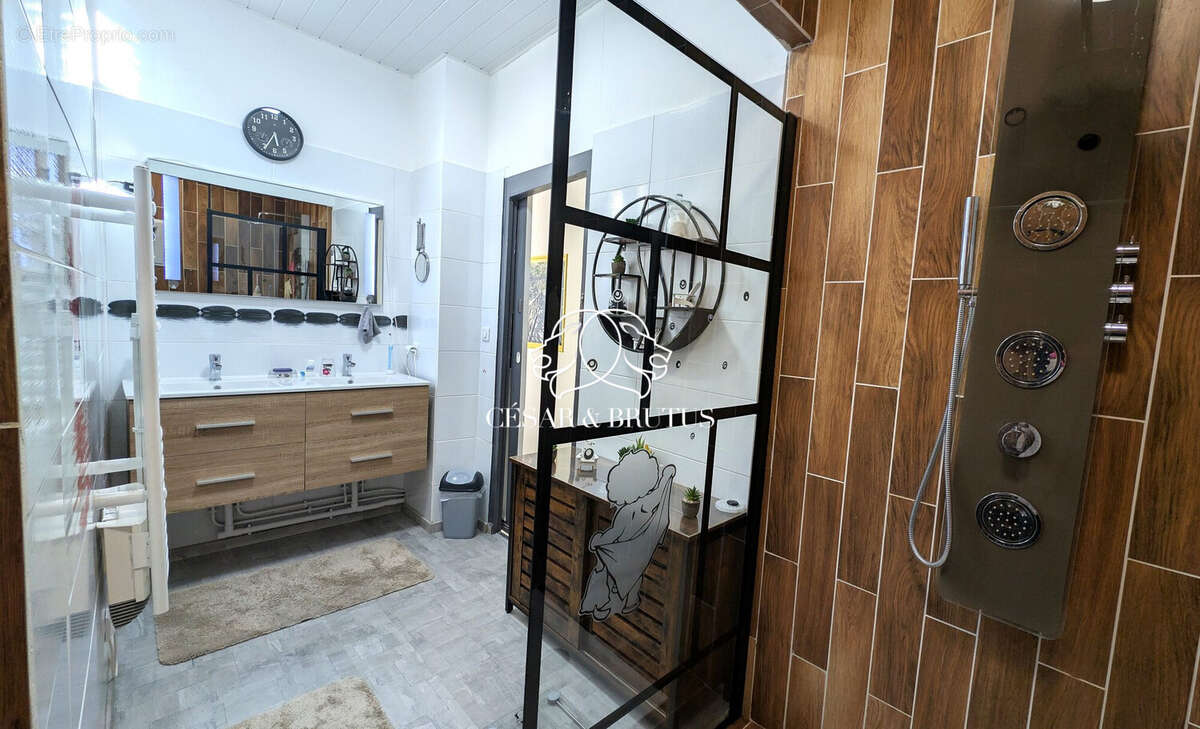 Maison 110 m² à Vorey  - photo 8