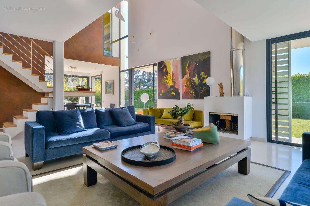 Maison à SAINT-CYR-AU-MONT-D'OR