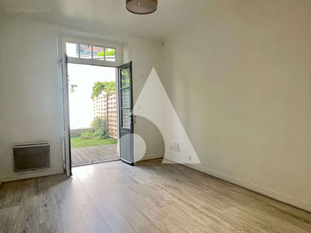 Maison à SAINT-DENIS