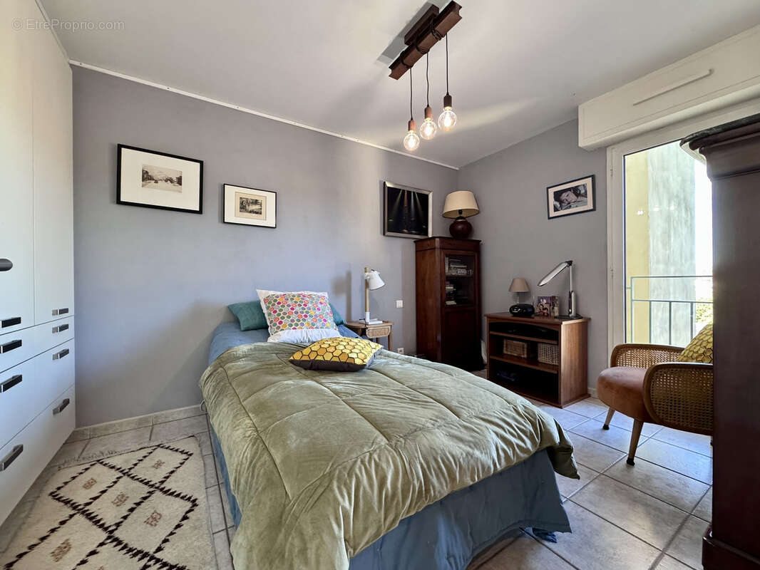 Appartement à L'ISLE-SUR-LA-SORGUE