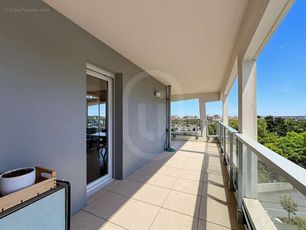 LIRONDE Beau T 4 avec grande terrasse + 2 parkings - photo 2