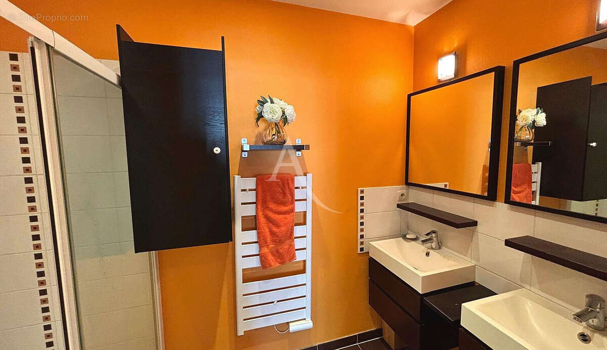 Maison Contemporaine de 171 m²  avec piscine et double garage - Longchamp/Gaudinière - photo 7