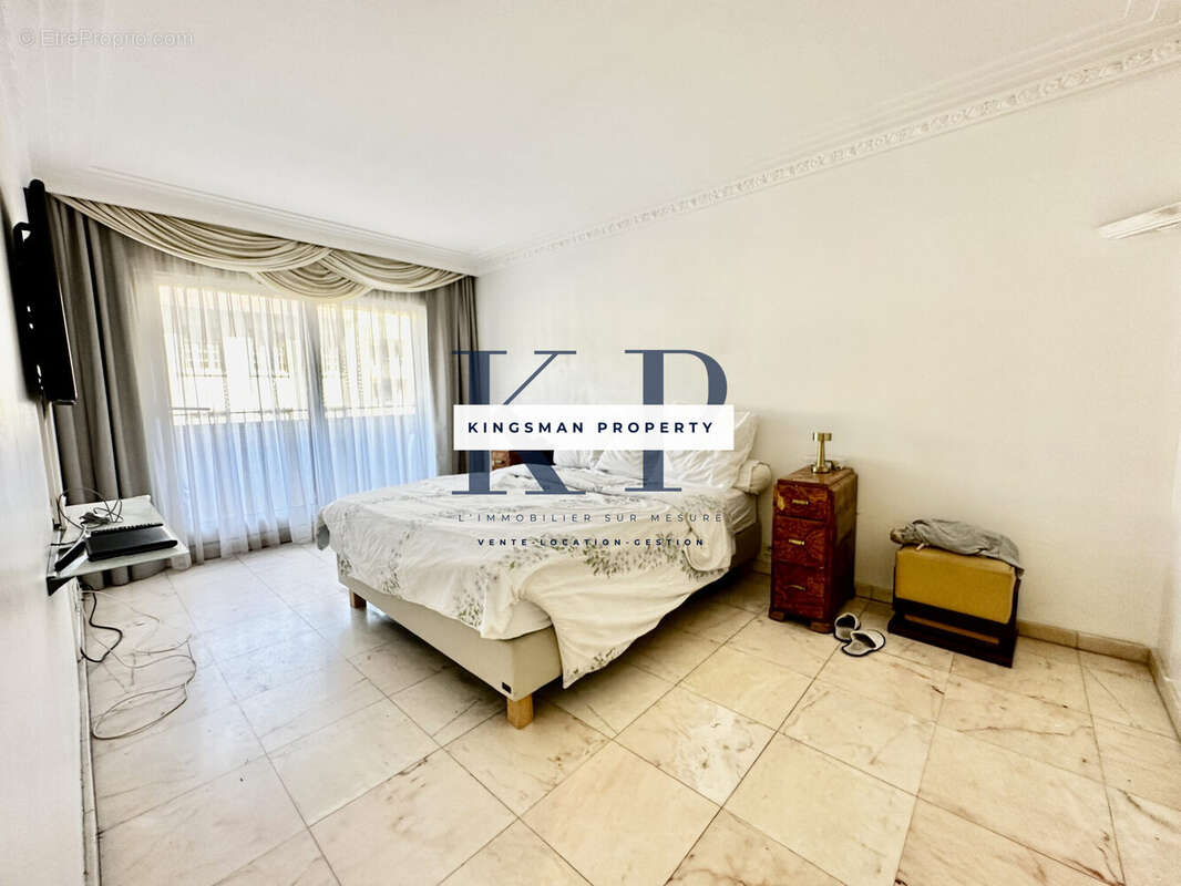 Appartement à PARIS-20E