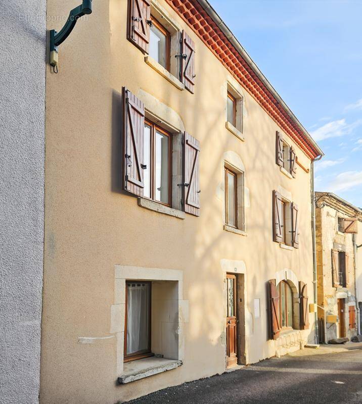 Maison à VERTAIZON