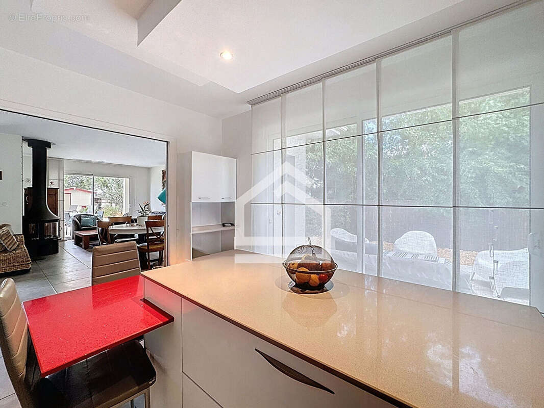 Maison à SAINT-MEDARD-EN-JALLES