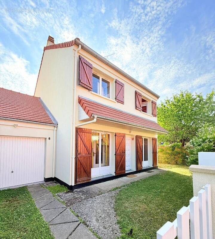 Maison à RAMBOUILLET