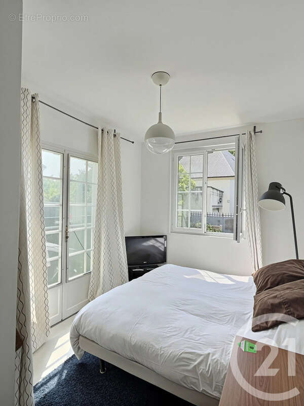 Maison 137 m² à Chatenay-Malabry  - photo 5