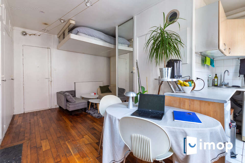 Appartement à PARIS-11E