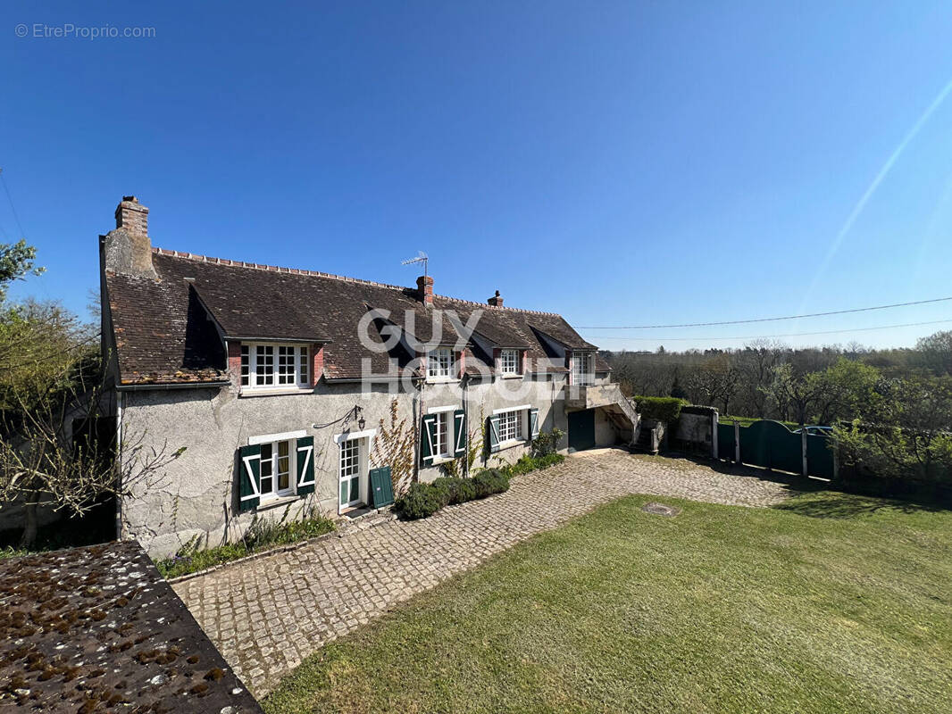 Maison à FONTAINEBLEAU