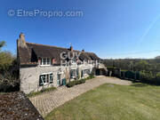 Maison à MILLY-LA-FORET