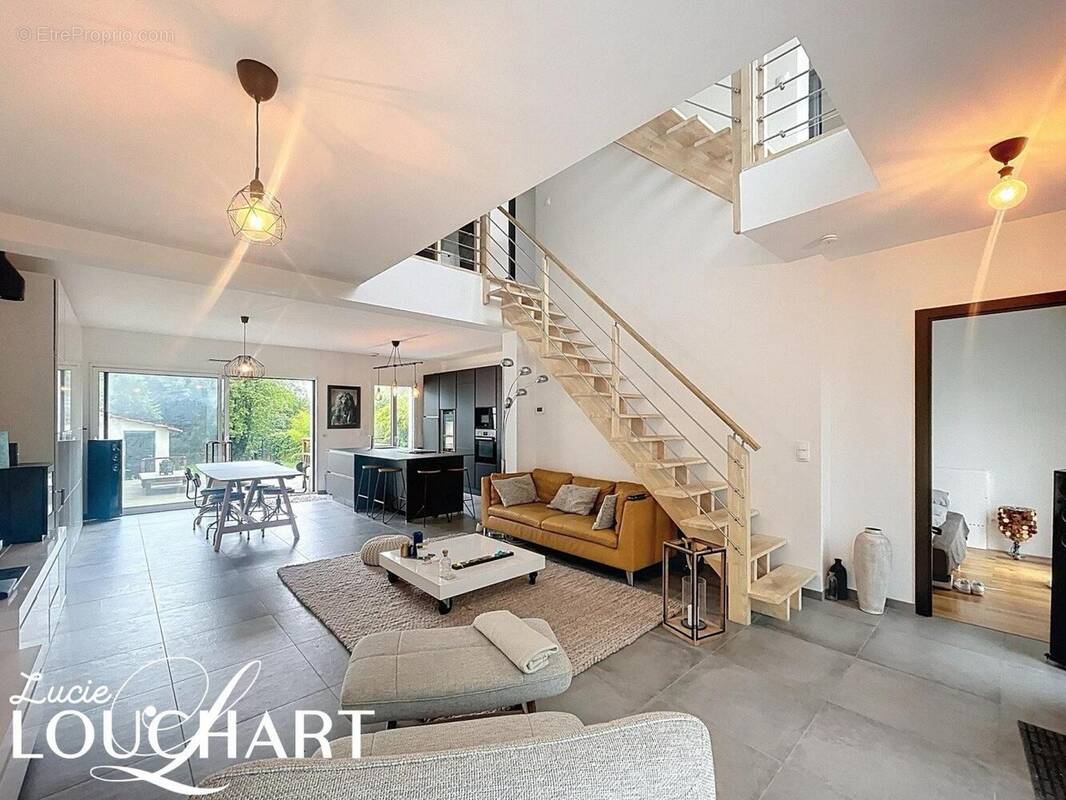 Photo 1 - Maison à L&#039;HAY-LES-ROSES