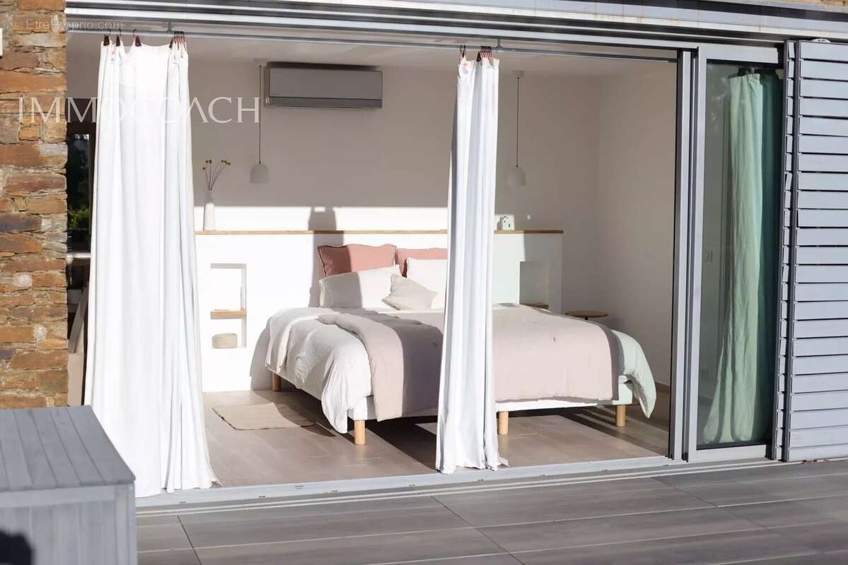 Maison à BORMES-LES-MIMOSAS