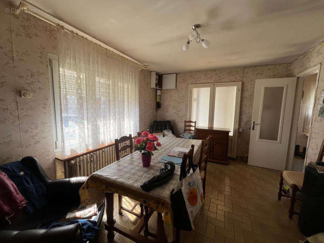 Maison à TERGNIER