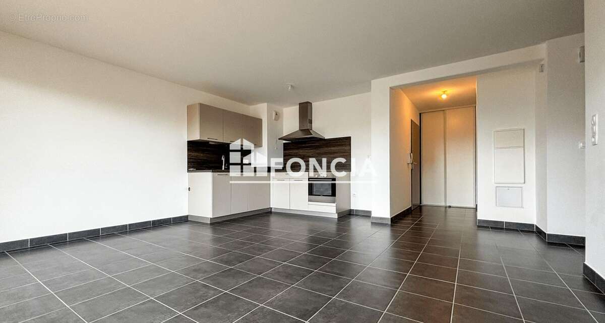 Appartement T4 libre - photo 2
