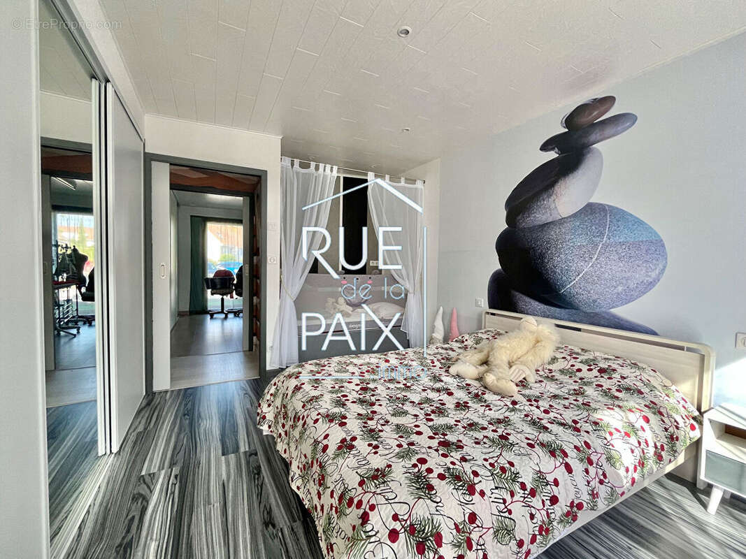Maison Parthenay - 211.22 m2 - 4327m² terrain - photo 13