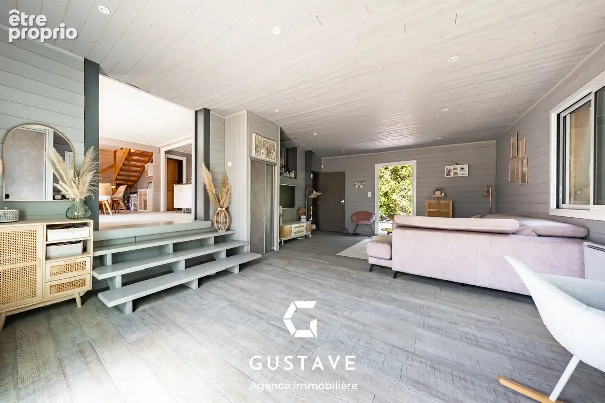 Maison 5 pièces 148m2 - photo 2