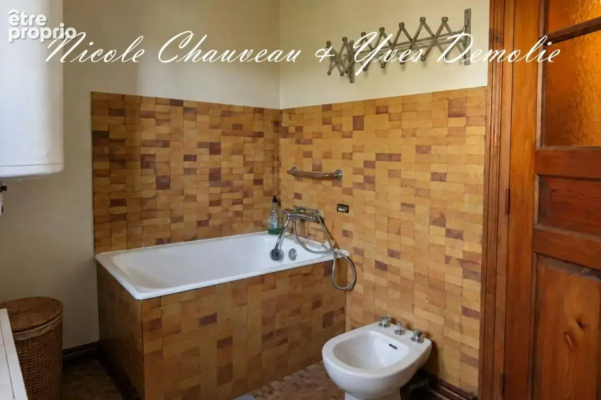 Propriete à vendre 7 pièces FOURNOLS (63) - photo 18