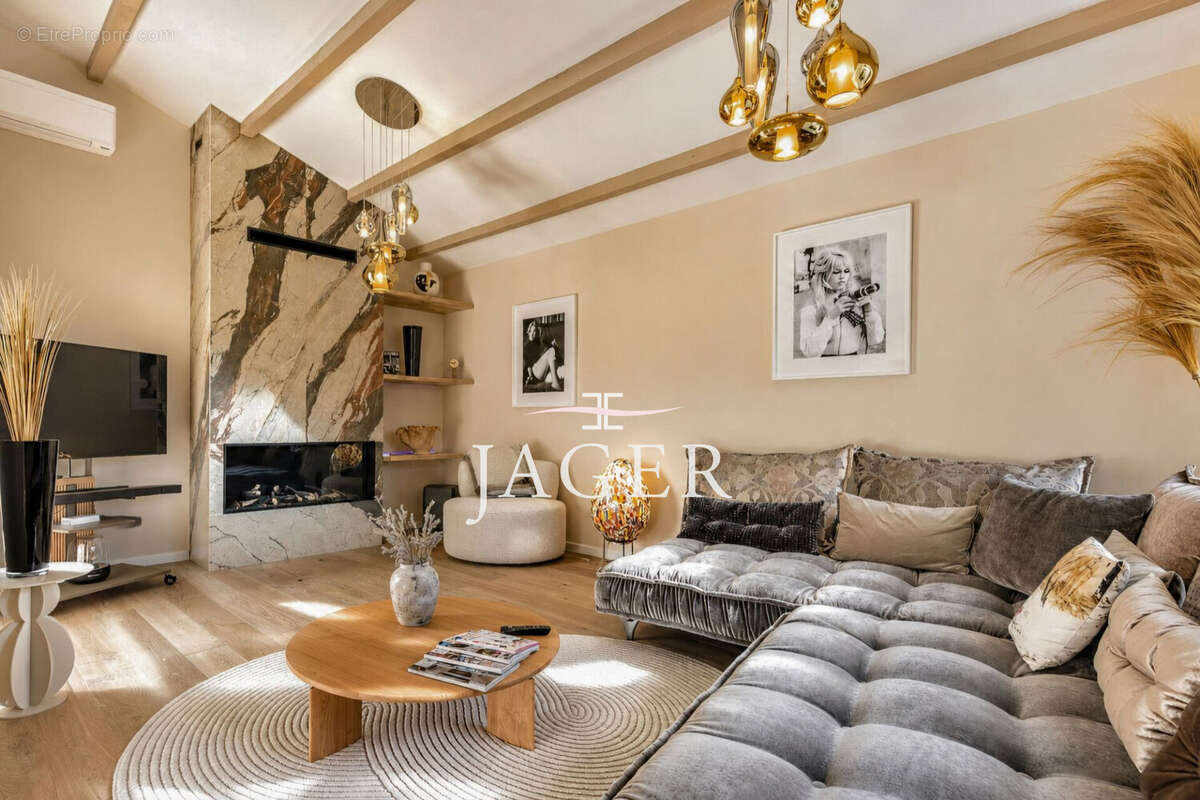 Maison 240 m² à Sainte-Maxime  - photo 3