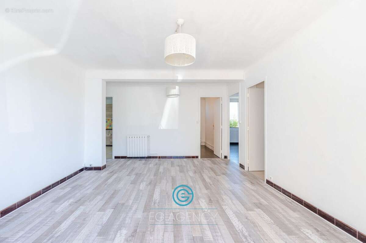 Appartement à MARSEILLE-15E