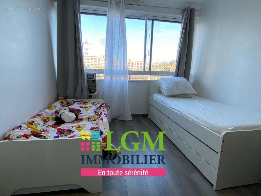 Appartement À Vendre - photo 3
