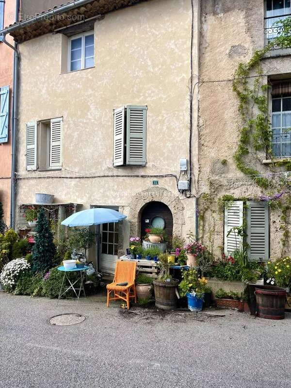 Maison à TOURTOUR