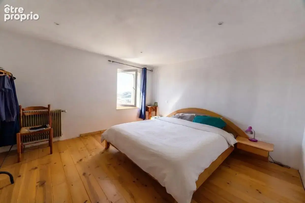 Corps de ferme de 183 m² et grand terrain de 5 631 m² - Proche Lyon - photo 15