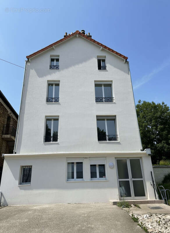 Appartement à VILLENEUVE-SAINT-GEORGES