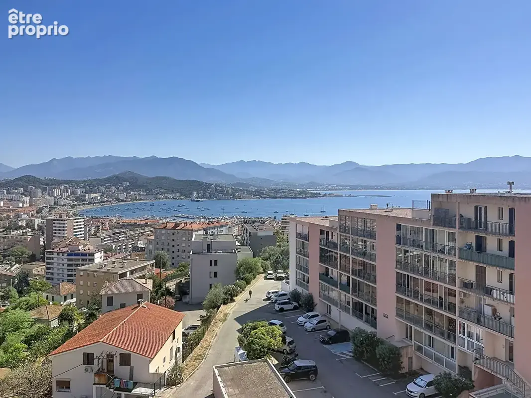 Appartement à AJACCIO