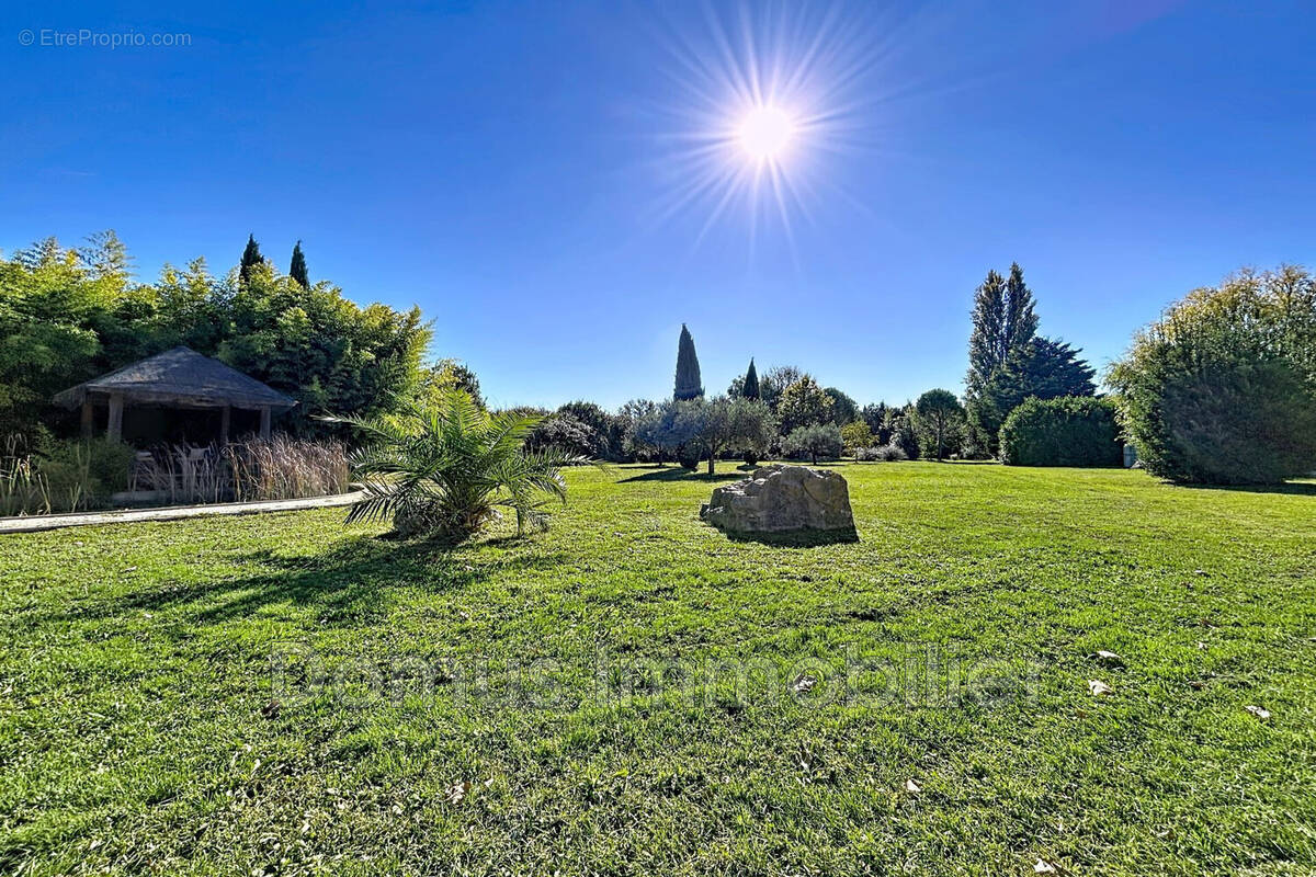 Maison à ALTHEN-DES-PALUDS