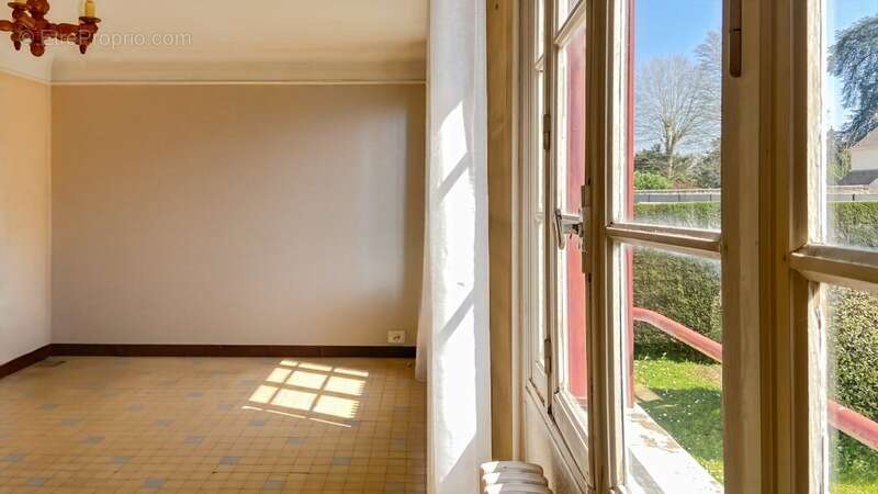 Maison à GARANCIERES