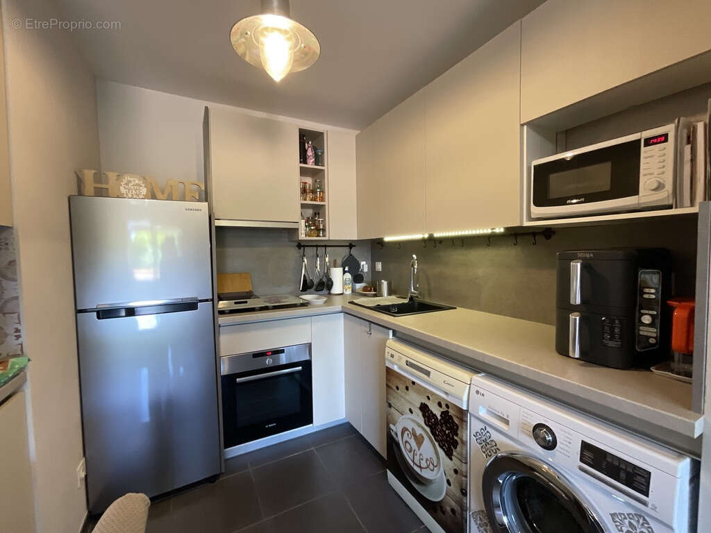 Appartement Type 2 pièces avec terrasse et stationnement - photo 5
