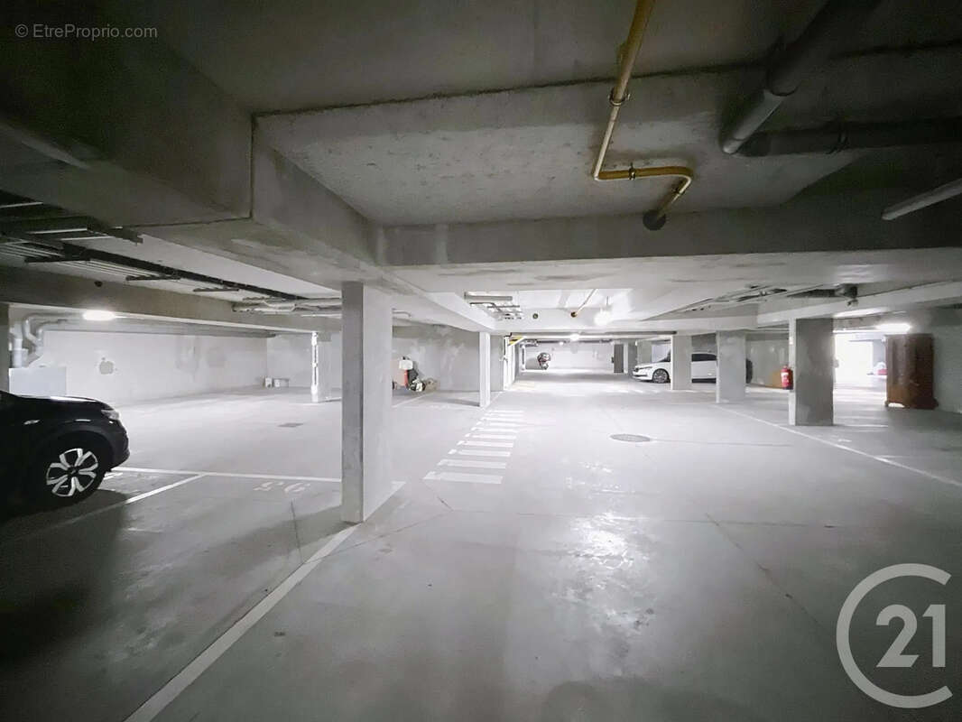 Appartement à BRIE-COMTE-ROBERT